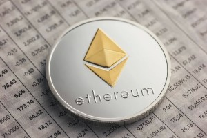 Ảnh của Ethereum lần đầu tiên trong lịch sử tăng trưởng vượt mốc $1,000, vốn hoá đạt trên 100 tỉ USD