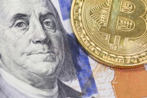 Ảnh của Ngân hàng Fed St. Louis: Bitcoin và tiền mặt giống nhau đến tận 3 đặc điểm