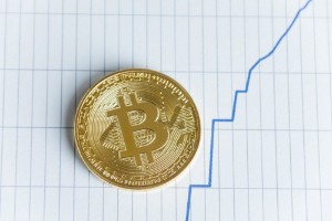 Ảnh của Giá Bitcoin vọt từ $6,200 lên $6,420 chỉ trong vài phút – Điều gì sắp tới nữa đây?