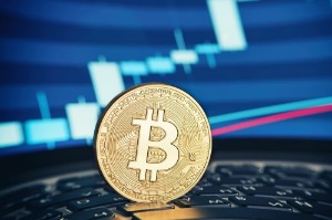 Ảnh của Bitcoin được cảnh báo xuống 7.000 USD