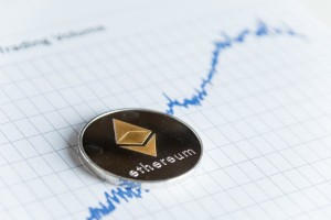 Ảnh của Tom Lee: Hợp đồng tương lai ETH sẽ báo hại Ethereum, có lợi cho Bitcoin