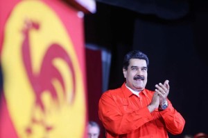Ảnh của Tổng thống Venezuela tuyên bố pre-sale Petro đã thu về tổng cộng 5 tỉ USD