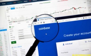 Ảnh của Coinbase phản hồi lại các báo cáo chỉ trích về dịch vụ chăm sóc khách hàng tồi tệ.