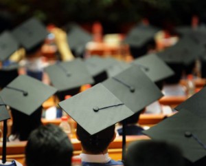 Ảnh của Đại học ở Tây Ban Nha, Argentina và Venezuela bổ sung môn học về tiền điện tử
