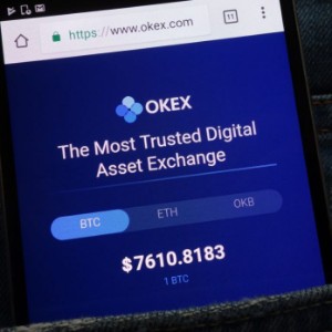 Ảnh của Sàn Okex đã gây nên một khoản thua lỗ hơn 400 triệu USD cho các nhà giao dịch hợp đồng tương lai Bitcoin
