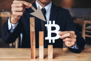 Ảnh của Giá bitcoin hôm nay (8/8): mất ngưỡng hỗ trợ 6.900 USD, giá bitcoin sẽ đi về đâu?