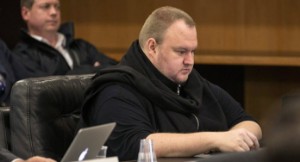 Ảnh của Kim Dotcom: “Tin tôi đi, hãy mua bitcoin trước khi nền kinh tế Hoa Kỳ sụp đổ”