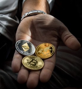 Ảnh của Thomas Lee cho biết việc bán tháo tiền điện tử là “tín hiệu tích cực” cho các Altcoin