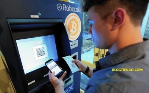 Ảnh của Đồng nội tệ rớt giá thảm hại, máy ATM tiền điện tử “mọc như nấm” ở Argentina