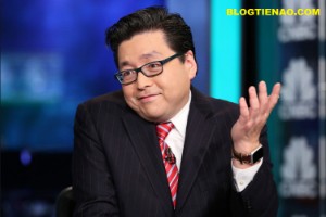 Ảnh của Tom Lee dự đoán Bitcoin sẽ phục hồi, nhưng giảm mục tiêu cuối năm xuống còn 15.000 USD