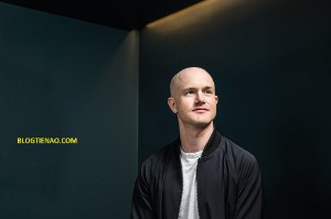 Ảnh của CEO Coinbase là tỷ phú tiền mã hóa đầu tiên cam kết cho đi tài sản