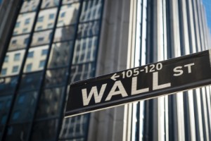 Ảnh của Phố Wall đang rút tiền điện tử