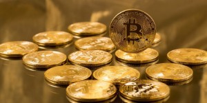Ảnh của Bitcoin ‘gục ngã’ xuống 7.600 USD, vì sao?
