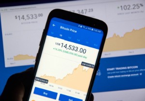 Ảnh của Cổng thông tin Coinbase Earn của Coinbase giới thiệu khóa học về stablecoin Dai