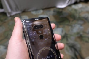 Ảnh của HTC phát hành Exodus 1s hỗ trợ nút Bitcoin đầy đủ và ví cứng