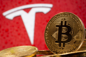 Picture of Các cổ phiếu liên quan đến tiền điện tử do Tesla và Coinbase dẫn đầu cũng lao đao khi giá Bitcoin giảm xuống $ 30.000