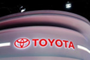 Picture of Toyota thanks shareholders for support after shares hit record high