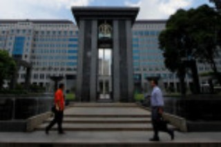Debate on controversial Indonesian central bank bill to be delayed, say lawmakers