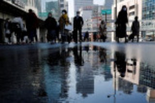 Japan sticks to economic assessment in June report
