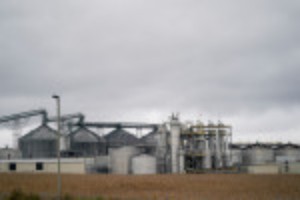 Picture of U.S. biofuel groups urge EPA to curb oil refinery waivers despite ruling