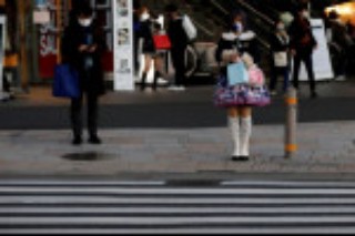 Japan's retail sales rise for 3rd month, but overall trend still soft