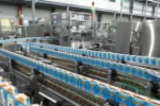 Áp dụng Chỉ thị 16, nhiều tỉnh miền Tây 'bật đèn đỏ' với sữa
