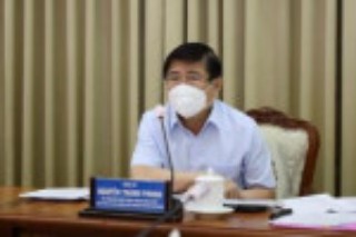 Chủ tịch Nguyễn Thành Phong: TP.HCM có thể tiếp tục chỉ thị 16 thêm 2 tuần, siết hơn từ 6h-18h