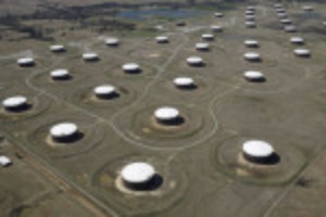 Picture of Oil prices rebound, but fuel demand concerns cap gains