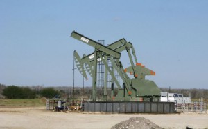 Picture of Oil retreats after two-day rally on supply issues