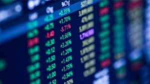 Ảnh của Góc nhìn 15/09: Hạn chế lướt sóng?