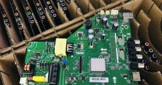 Nhập siêu từ Trung Quốc vọt lên 38,7 tỉ USD