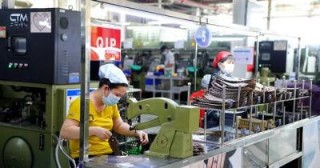 Nguy cơ thiếu hụt lao động khi tái sản xuất