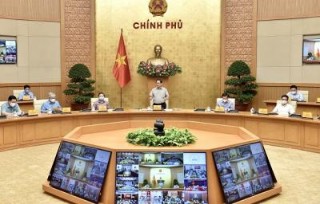 Thủ tướng: Cố gắng đến 30/9 từng bước nới lỏng giãn cách xã hội có kiểm soát