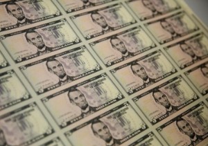 Picture of Dollar Remains Near One-Year High; Debt Ceiling Debate Eyed