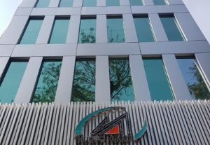 Ảnh của Louis Land muốn "tháo chạy" khỏi TDH