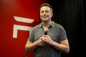 Ảnh của Elon Musk sẽ bán CP Tesla trị giá 6 tỷ đô để hỗ trợ nạn đói nếu LHQ “minh bạch"