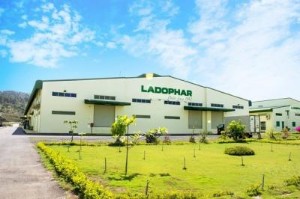 Ảnh của Ladophar: TGĐ Louis Holdings vào ban lãnh đạo, Nguyễn Kim muốn 'tháo chạy'
