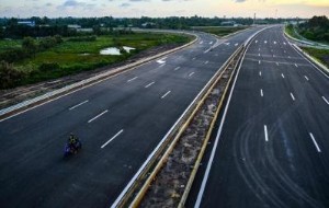 Ảnh của Bài học từ việc dùng ngân sách công xây cao tốc Bắc - Nam