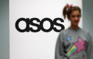 Ảnh của ASOS hit by supply chain disruption, volatile Christmas demand