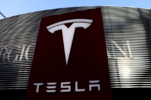 Ảnh của NHTSA evaluating potential safety concerns related to heating issue of Tesla cars