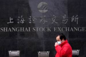 Picture of Asia shares in cautious mood, oil keeps climbing