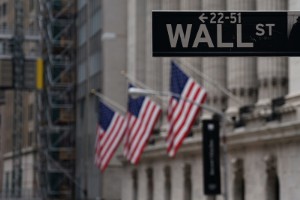 Picture of Dow Futures Fall 175 Pts; Payrolls, Tech Earnings Loom