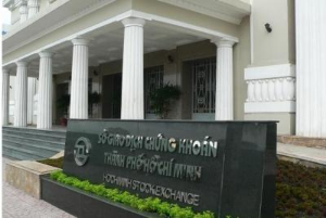 Ảnh của Nâng cấp thị trường chứng khoán tầm khu vực