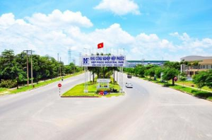 Ảnh của HPI bị xử phạt vì chậm công bố thông tin