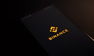 Ảnh của BNB tăng giá trái ngược tâm lý của nhà đầu tư trong khi Binance tranh luận về “quan điểm đạo đức”