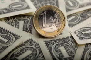 Ảnh của Đồng Đô la tăng giá, đồng Euro giảm khi thị trường lo ngại về cú sốc lạm phát