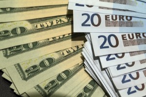 Ảnh của Đồng USD, Euro tăng nhờ thông tin về cuộc đàm phán Ukraine-Nga
