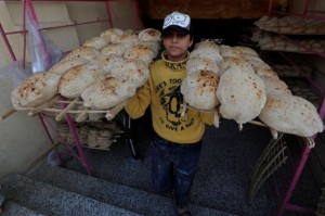 Picture of Egyptians count rising bread costs as Ukraine war disrupts wheat exports