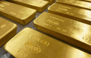 Picture of Gold gains as dollar, Treasury yields slip