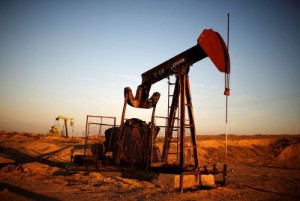 Picture of Oil settles up but posts second consecutive weekly decline